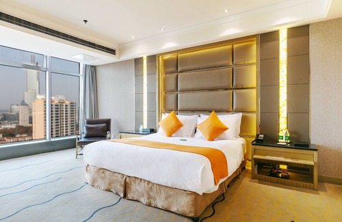 Gu Lou Hotel | Suning Universal Hotel All-Suites