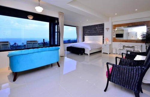 Chenggong Bed & Breakfast | Sunlight Gallery landscape B&B