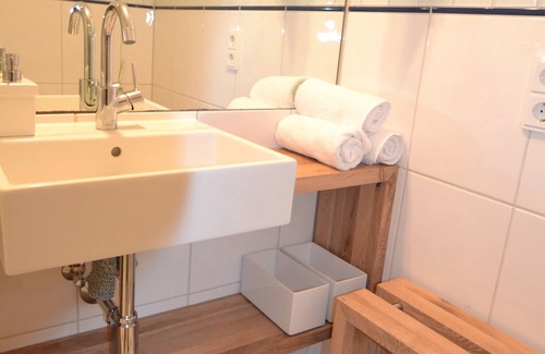 Kuhlungsborn Ost Apartment | Sunlit duplex apartment in the quiet area of the beach road