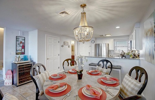 Port Aransas Condo | Sunlit Seas, Poolside Breeze | Beach Boardwalk | MP305