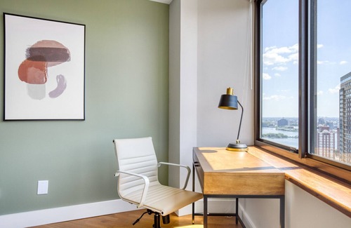 Upper East Side Apartment | Sunlit UES 2BR w/DM, Elevator & Gym, nr Central Park, by Blueground
