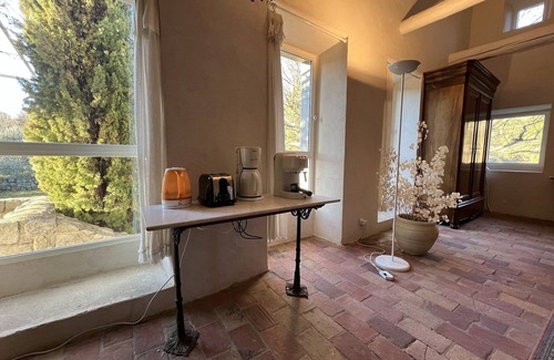 Banne Villa | Sunlit Villa in Banne