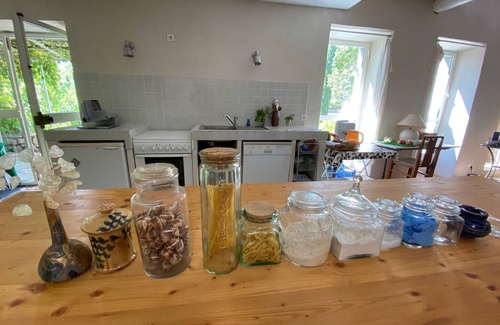 Banne Villa | Sunlit Villa in Banne