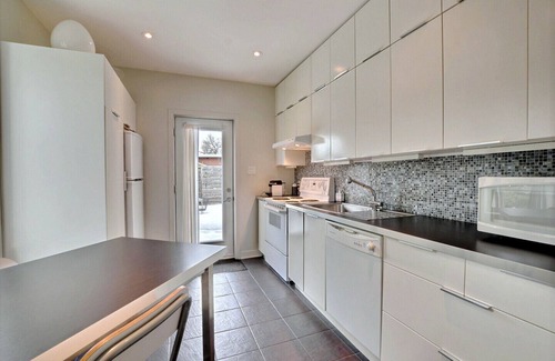 La Petite-Patrie Apartment | Sunny and Central appartment