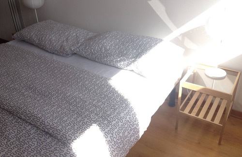 Citta Nuova-Barriera Nuova-San Vito-Citta Vecchia Apartment | Sunny Apartment Temporary Rent