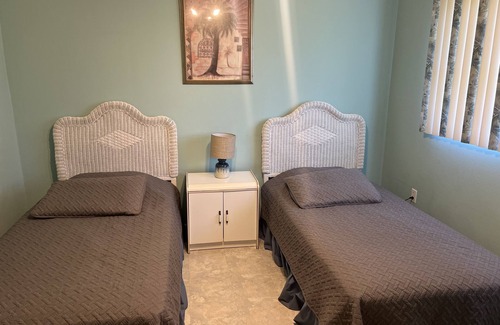 Warm Mineral Springs Resort | Sunny Apartments a block from Warm Mineral Springs. Unit 3