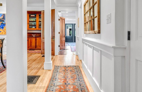 Quechee House | Sunny Brae Farm - Luxe 7 bedroom Quechee Farmhouse