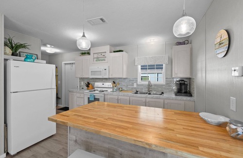 Naples Cottage | Sunny Cottage south of Naples near Marco Island