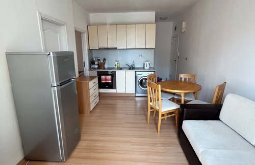 Burgas Apartment | Sunny Day 5 apartment
