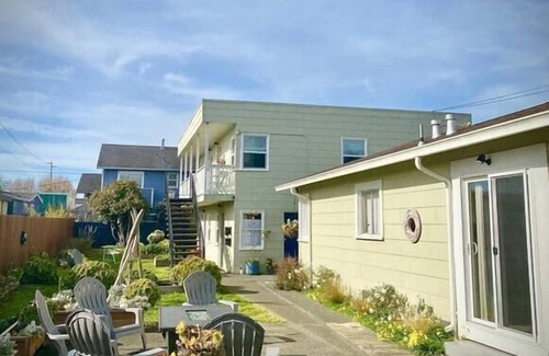 Arcata Apartment | Sunny Downtown Arcata Apartment