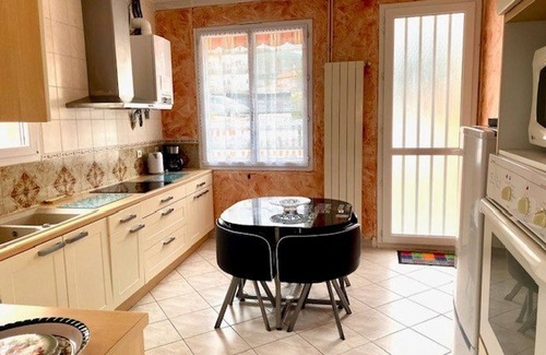 Amelie-les-Bains-Palalda Apartment | Sunny 1-Bedroom Apartment with A/C, WiFi, Parking, and Balcony in Amélie-les-Bains