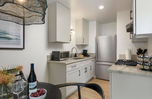 Santa Barbara County Apartment | Sunny Getaway | 10 Min to SB