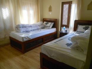 Bhaktapur House | Sunny Guest House and Cafe