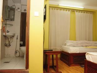 Bhaktapur House | Sunny Guest House and Cafe