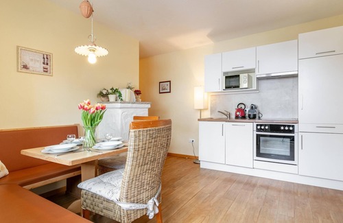 Oberau House | Sunny holiday apartments for groups and families