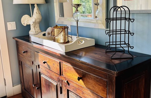 San Anselmo Cottage | Sunny Home in the Heart of San Anselmo