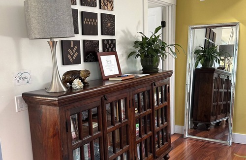 San Anselmo Cottage | Sunny Home in the Heart of San Anselmo