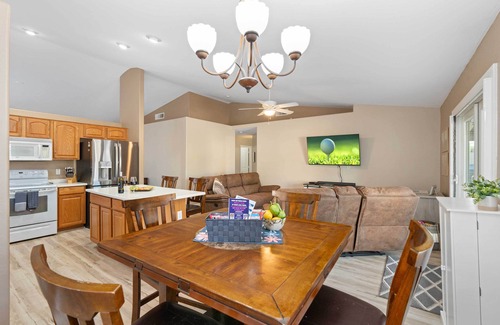 Castlegate House | Sunny Home w/Backyard Oasis in San Tan Valley!