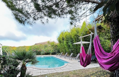 Venelles House | Sunny House with Private Pool