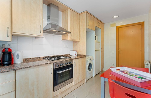 El Clot Apartment | Sunny & large terrace in couzy apartment big connection internet free