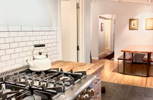 Arcata House | Sunny Mid-Century Gem