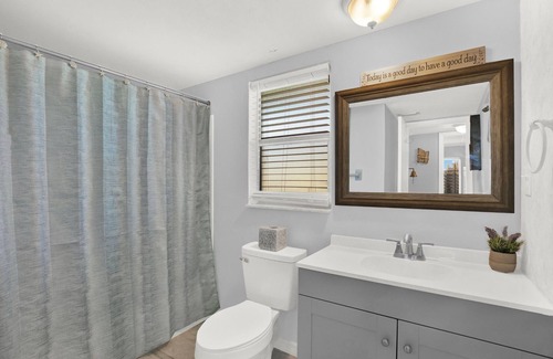 Palm Harbor Condo | Sunny Oasis Scape