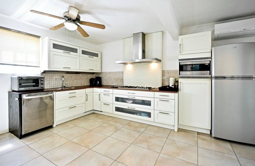 Palm Beach Villa | Sunny Palm Beach Villa - 3 min from beach
