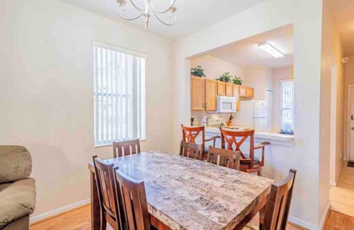 Regal Palms House | Sunny Park Paradise close to Disney. At the Regal Palms.