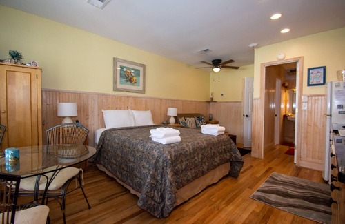 Saint Helena Island Resort | Sunny Poolside Suite Just Steps from Beach Club, Sandbar, & Tennis