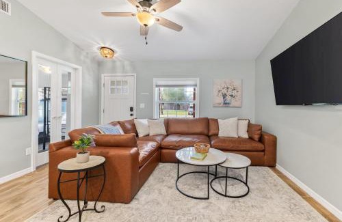 St. Augustine House | Sunny Retreat Near Downtown & Beaches