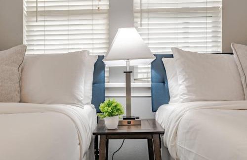 Venetia House | Sunny Side at Dog River-Dock, Lake, Fenced Yard