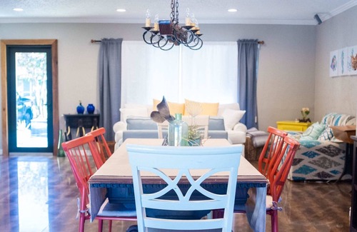 Beachway Estates House | Sunny Side Home - 2/2 with Pool and Rustic touches