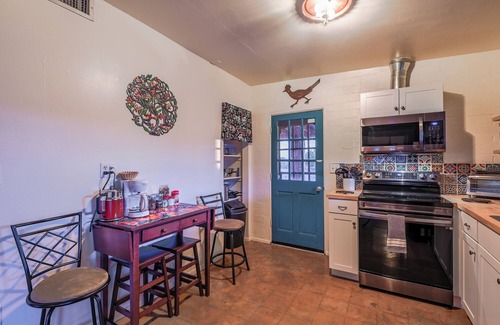 Tucson Estates House | Sunny Southwest Winter Getaway with Pool & Games
