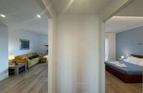 Gianicolense Apartment | Sunny Stay with a Roman Soul