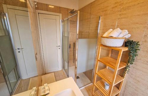 Navigli Apartment | Sunny & Updated Flat with Panoramic city view 50m from M4 Stop