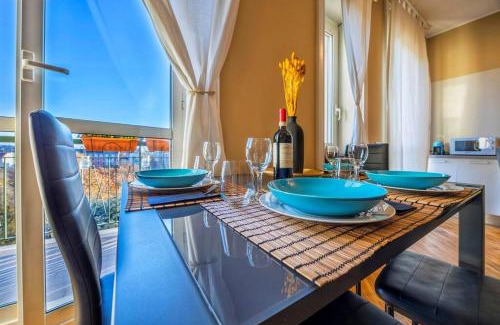 Navigli Apartment | Sunny & Updated Flat with Panoramic city view 50m from M4 Stop