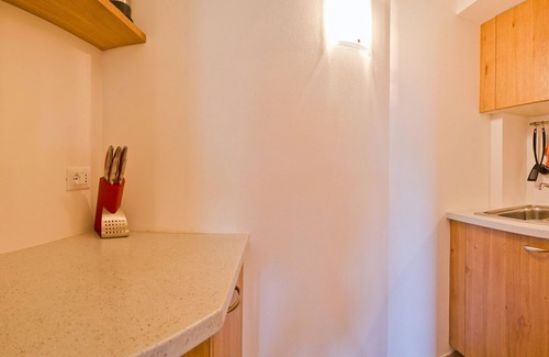 Lagundo Apartment | Sunny vacation apartment with brine outdoor pool on the Algunder Waalweg