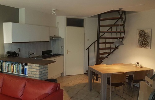 Brouwershaven Apartment | Sunny vacation home near Grevelingenmeer+enclosed garden/terrace and gazebo