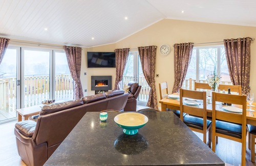 Troutbeck House | SUNNYBANK LODGE, family friendly, with a garden in Windermere
