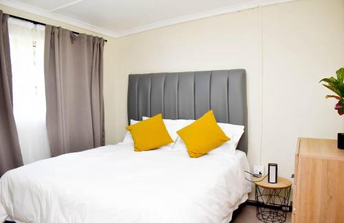 Grahamstown House | Sunnyside Haven