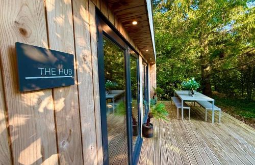 Newton Ferrers House | Sunridge Fishing Lodge with Hot Tub & Giant Cinema