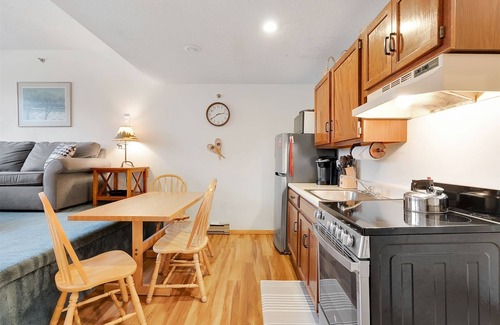 Sunday River Area Condo | Sunrise A-129 | 1 Bed, 1 Bath