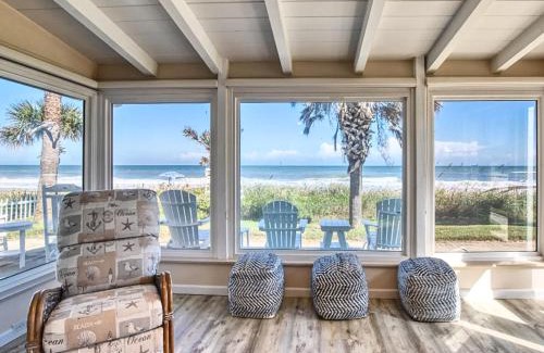 O'byrne House | Sunrise Cottage by the Sea