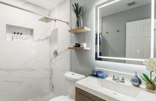 Survey Creek House | Sunrise Getaway