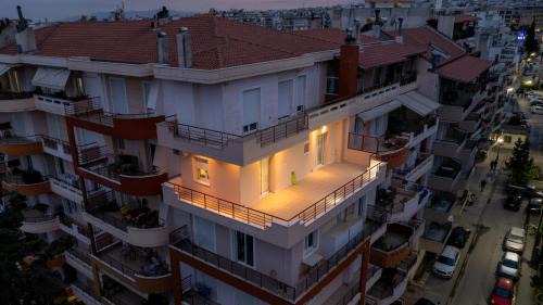 Xanthi Apartment | Sunrise Haven Suite