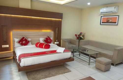 Jhansi Hotel | SUNRISE HOTEL JHANSI