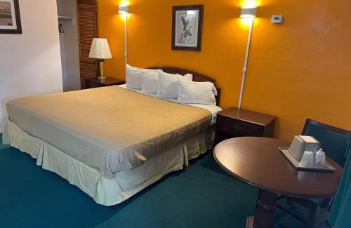 Owego Hotel | Sunrise Motel