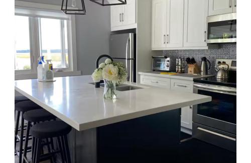 Kawartha Lakes Ski Chalet | Sunrise net cottage