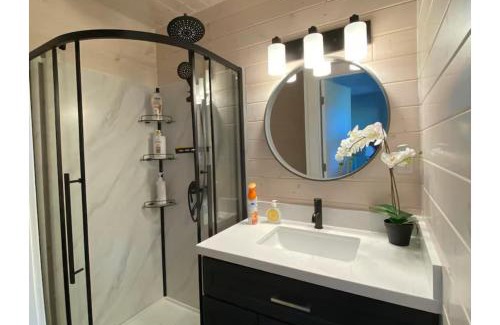 Kawartha Lakes Ski Chalet | Sunrise net cottage