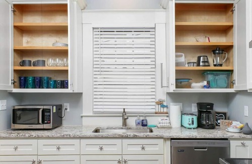 San Jacinto House | Sunrise Serenade! Fabulous Location, with Beautiful Ocean View!